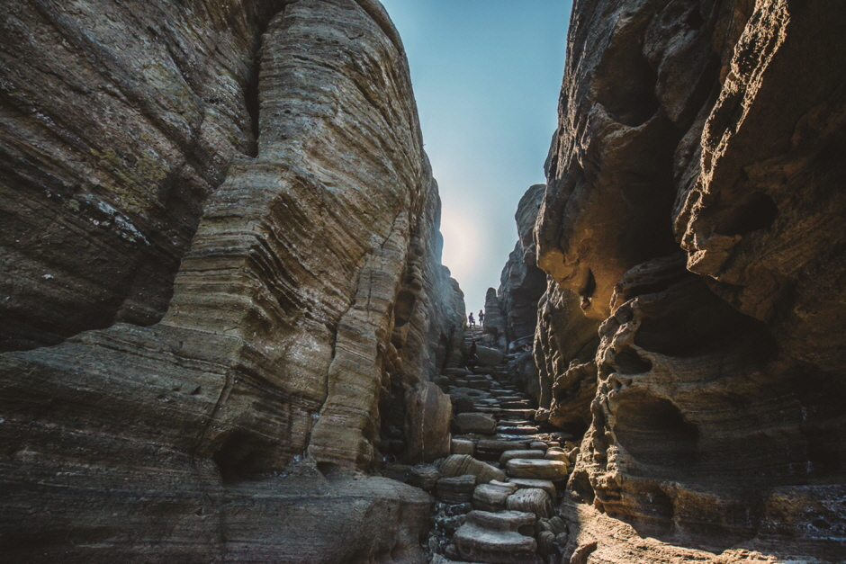 Yongmeori Beach, where you can find stacks of mysterious sandstone1