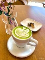 카페 정서리 프리미엄쑥라떼