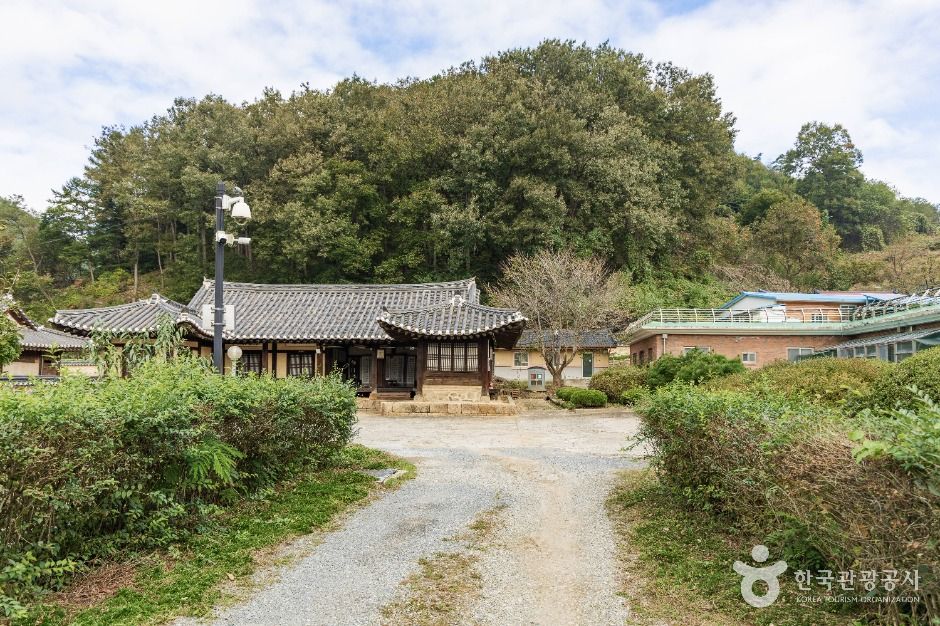 괴산 송병일 고택