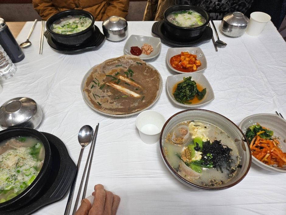 메밀골동해막국수