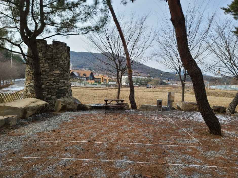 thumbnail-포시즌오토캠핑장-4