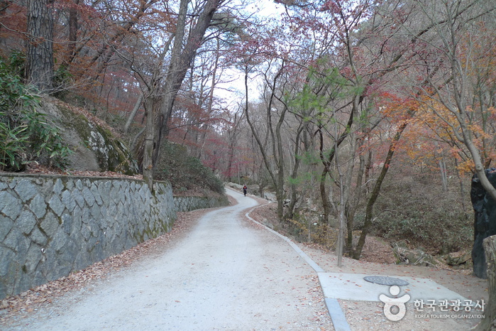 俗離山国立公園（忠清北道）（속리산국립공원(충북)）