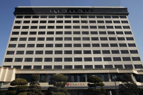 Отель Ramada Songdo (라마다송도호텔)