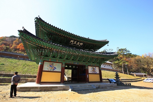 Guryongsa Temple (구룡사)