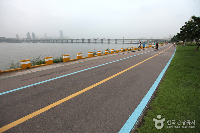 Parque Jamsil del Río Hangang (잠실한강공원)