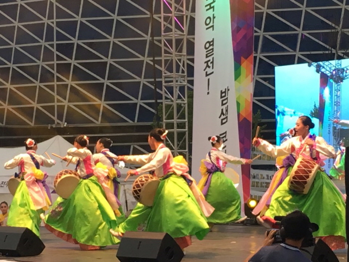 Фестиваль Тэсасып в Чончжу (전주대사습놀이전국대회)