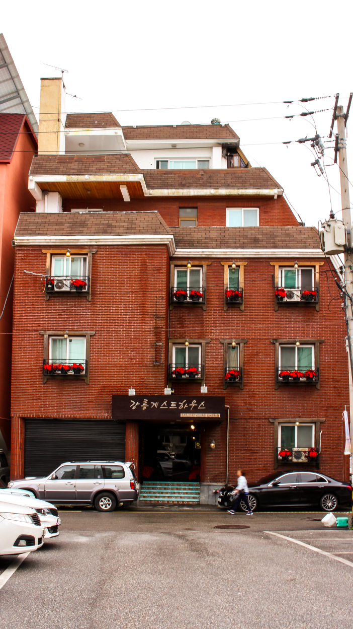 Exterior of Gangneung Guesthouse Jungang