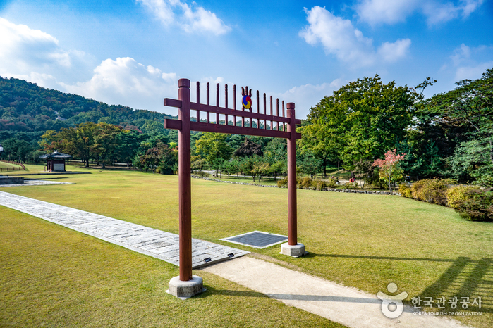 Köngliches Grab Uireung [UNESCO Weltkulturerbe] (서울 의릉(경종,선의왕후) [유네스코 세계문화유산])