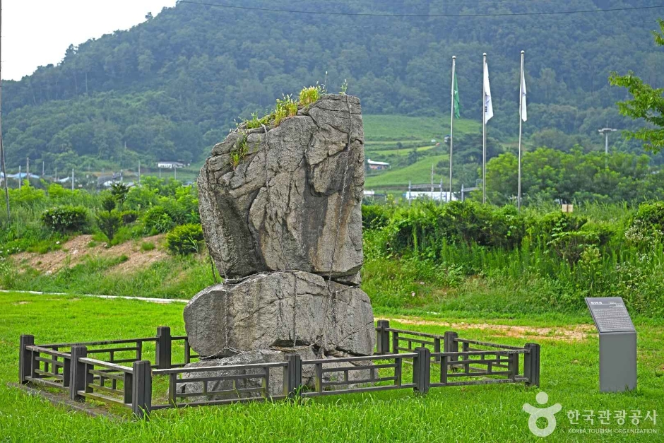 제천 입석리 선돌