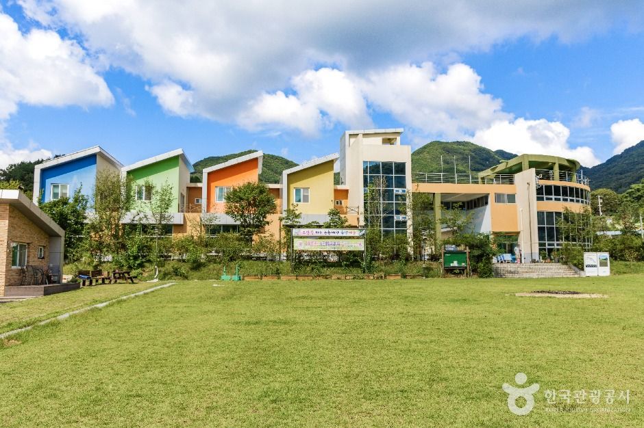 조팝꽃피는마을