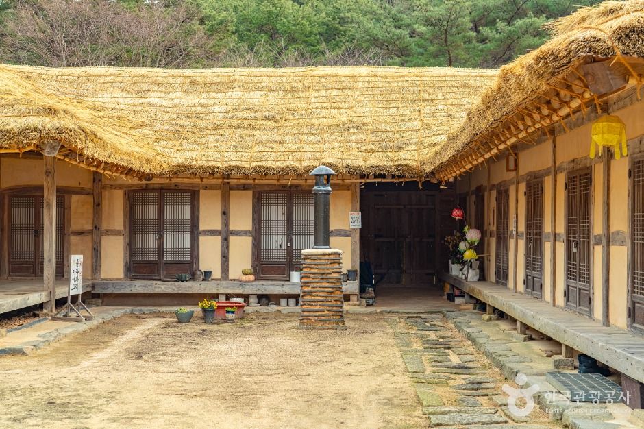 이응로선생사적지(수덕여관)