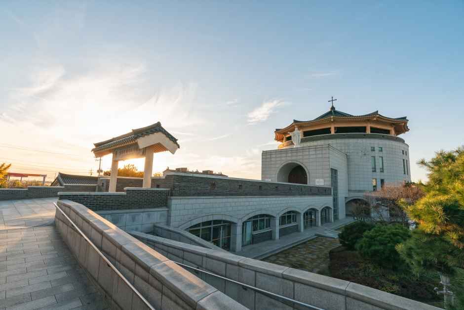 thumbnail-해미순교성지-6