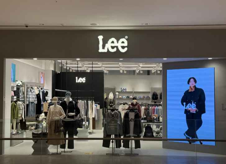 [事後免税店] Lee（リー）・スターフィールドスウォン（水原）店(Lee 스타필드 수원점)