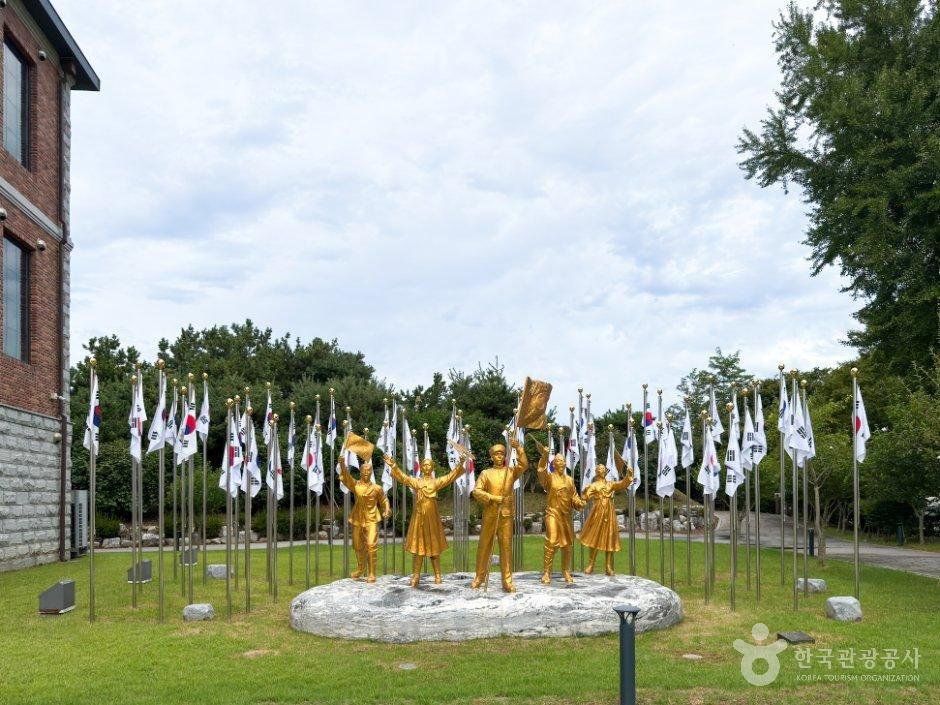 thumbnail-군산 3·1운동 100주년 기념관-12