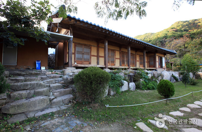 Chodangbang (초당방)  