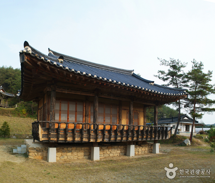 Andong Gunja Village (Historic Site of Ocheon) (안동 군자마을(오천유적지)