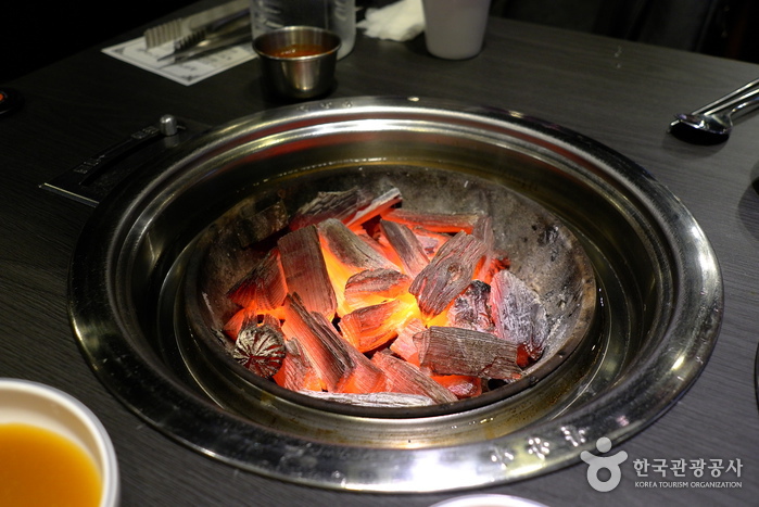 제주십육돈가(홍대1호직영점) 사진2