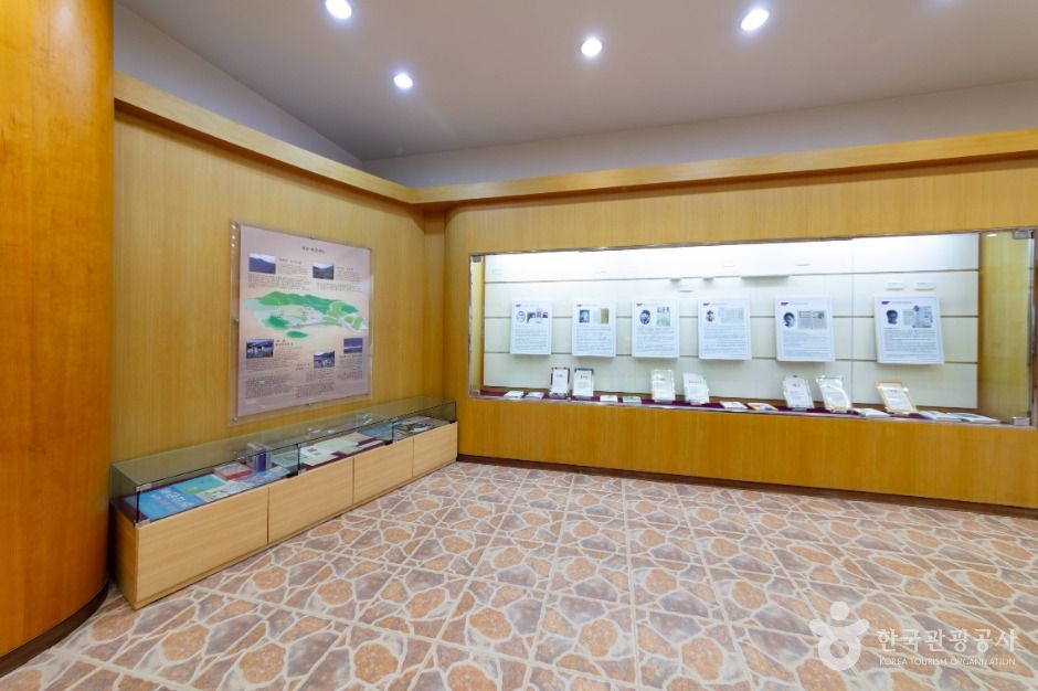 thumbnail-金裕貞文学村（김유정문학촌）-7