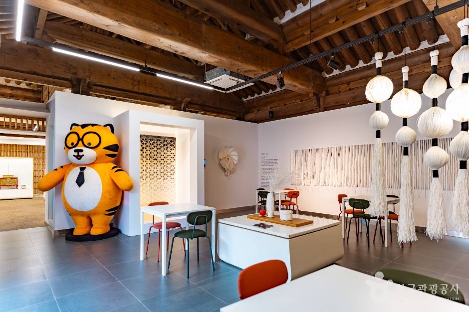 전주공예품전시관