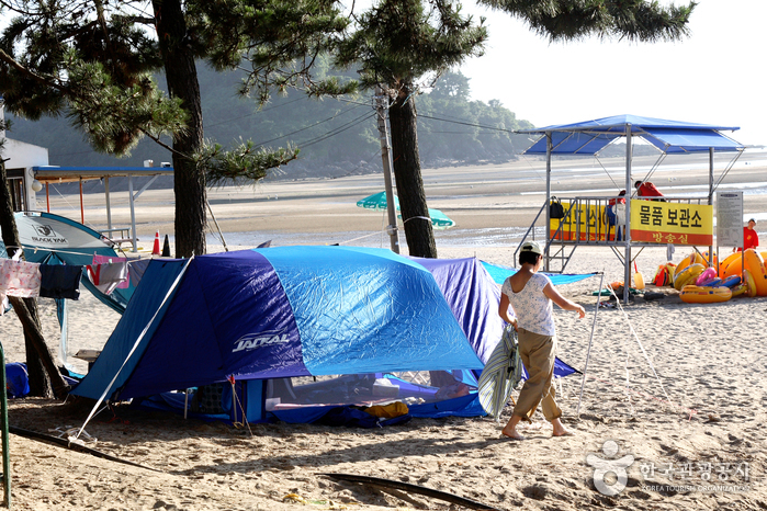 Byeonsan Beach (변산비키니해수욕장)