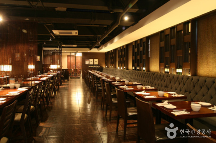 Din Tai Fung Korea - Myeongdong Branch (딘타이펑코리아 - 명동점)