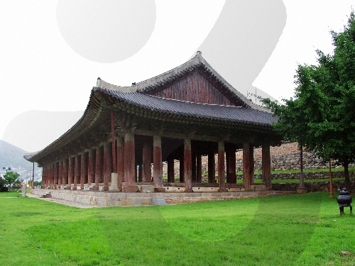 Jinnamgwan Hall (여수 ...