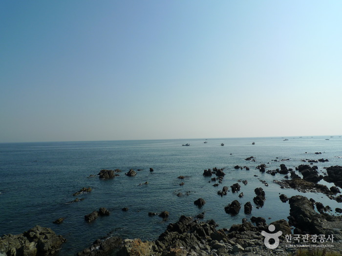 Ganjeolgot Cape (간절곶 등대)