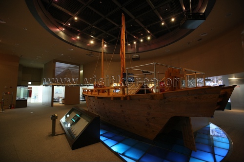 Gunsan Modern History Museum (군산근대역사박물관)