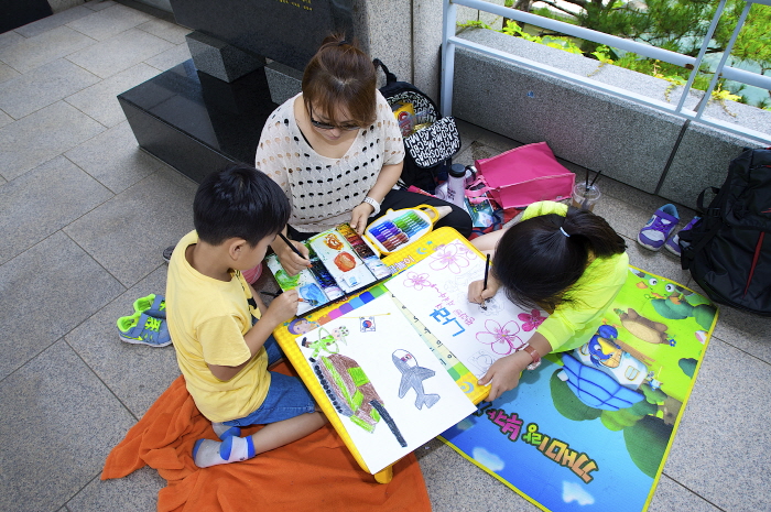 전쟁기념관 현충일 글짓기·그림대회 20194