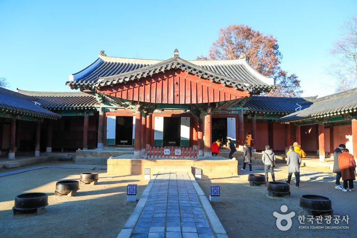 thumbnail-Gyeonggijeon Shrine (경기전)-6