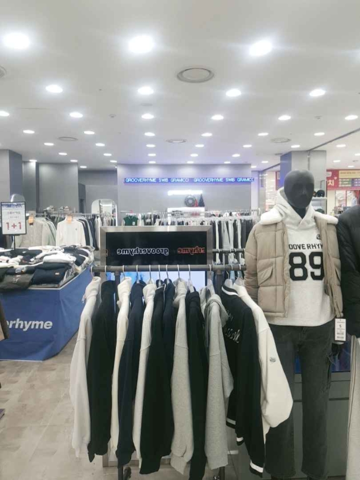 Grooverhyme - MODA Outlet Incheon Branch [Tax Refund Shop]  (그루브라임 모다아울렛 인천점)