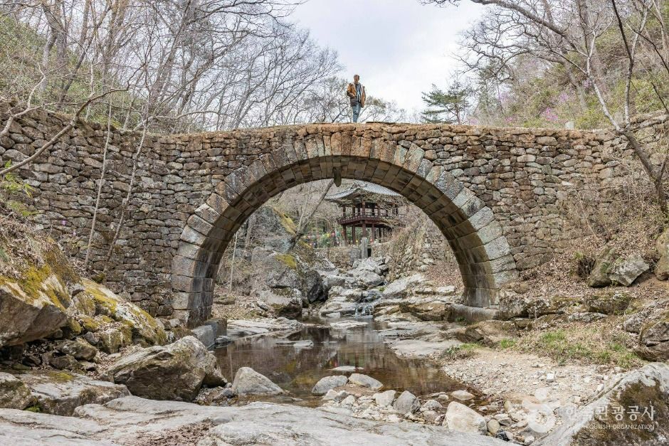 仙岩寺[ユネスコ世界遺産]（선암사 [유네스코 세계유산]）