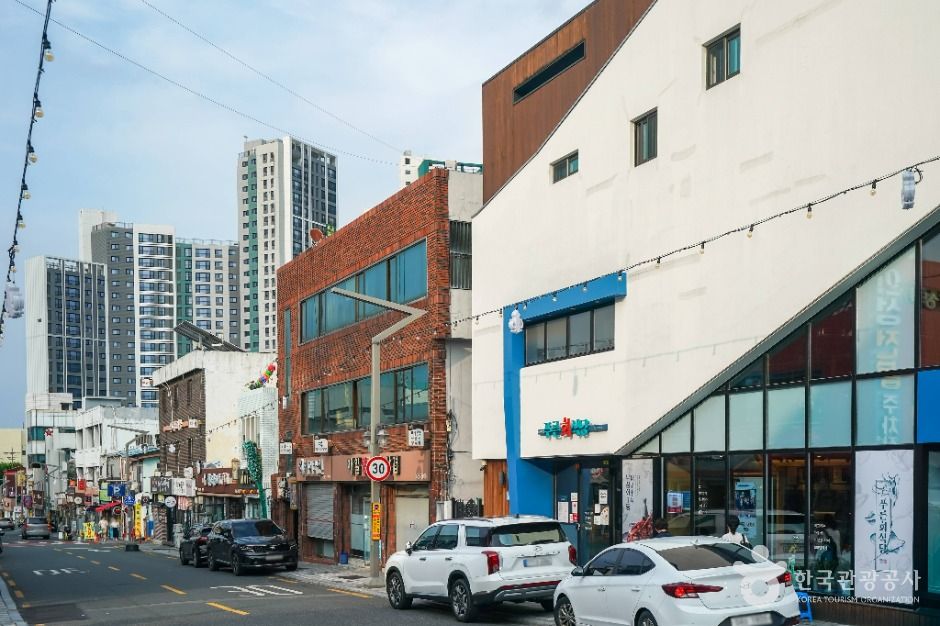 thumbnail-반고개 무침회 골목-2