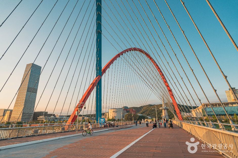 thumbnail-엑스포다리-3