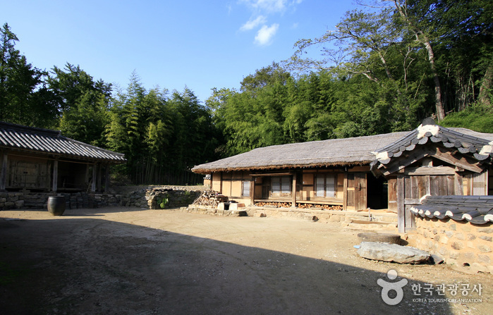Dorf Boseong Ganggol (보성 강골마을)