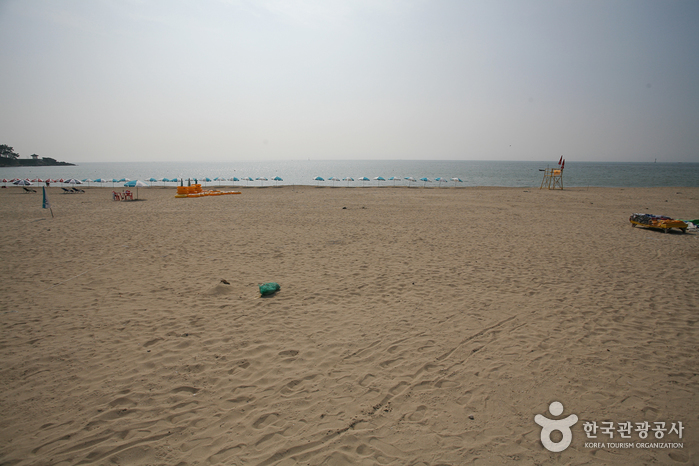 Songjeong Beach (송정해수욕장)