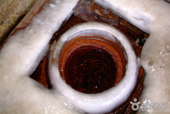 Bangadari mineral spring (방아다리약수터)