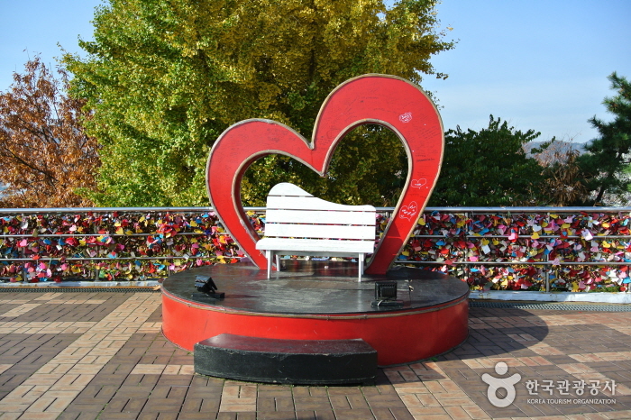 용두산공원 부산타워 세양4