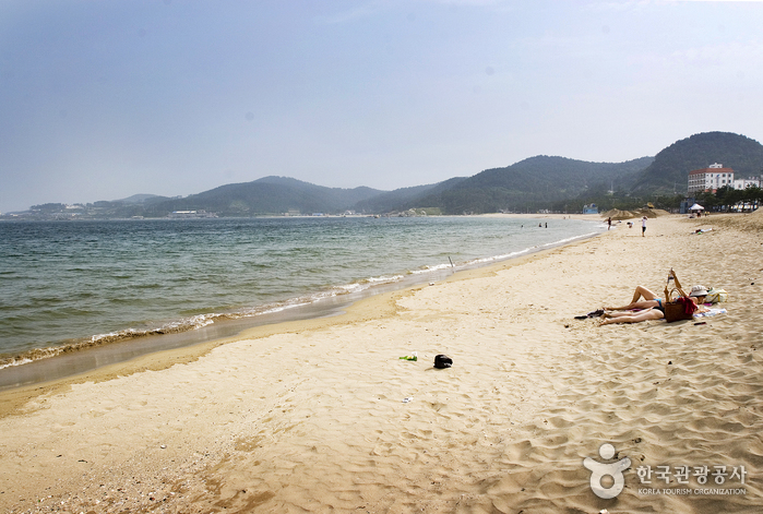 Plage de Jinha (진하해수욕장)