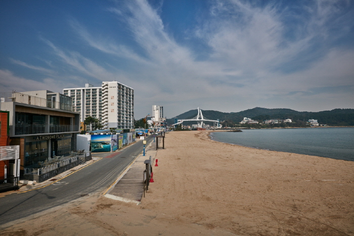 Plage de Jinha (진하해수욕장)