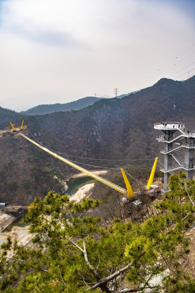 Pont suspendu du mont Sogeumsan à Wonju (원주 소금산 울렁다리)