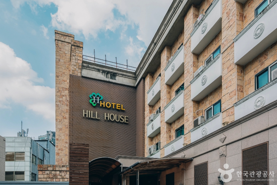 Hillhouse Hotel [Korea Quality] / 힐하우스 호텔 [한국관광 품질인증]