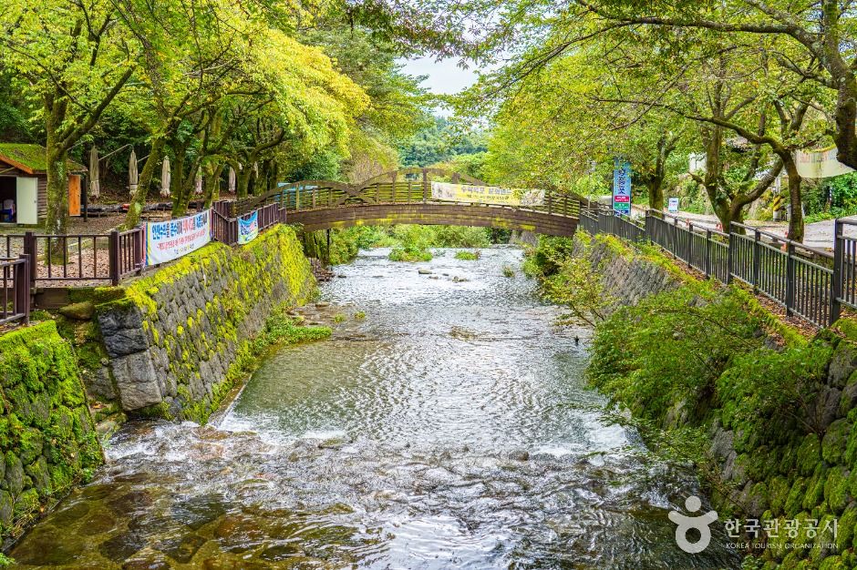 수락폭포
