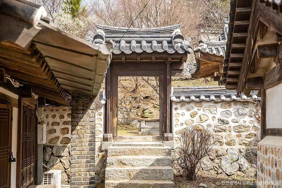 thumbnail-용흥궁-1