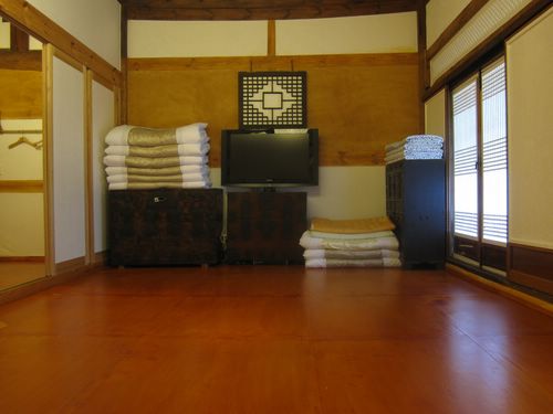 Pungnamheon House (Jeonju Hanok Villagae) (풍남헌-전주한옥마을)