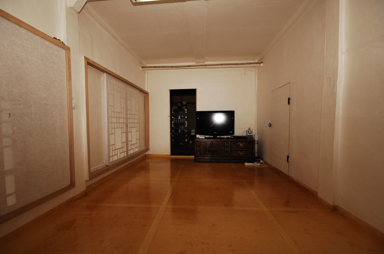 Changsil House (창실고택)