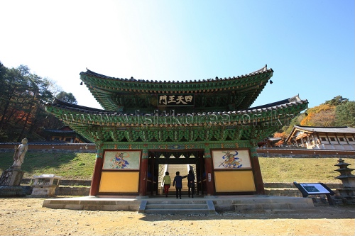 Guryongsa Temple (구룡사)