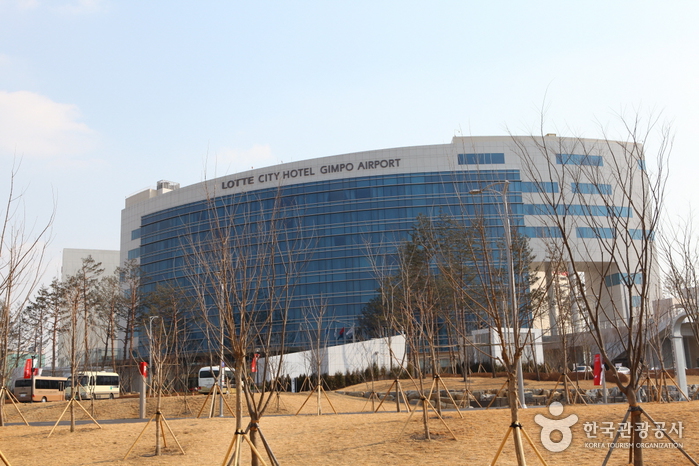 Centre commercial Lotte de l’aéroport de Gimpo (롯데몰- 김포공항)
