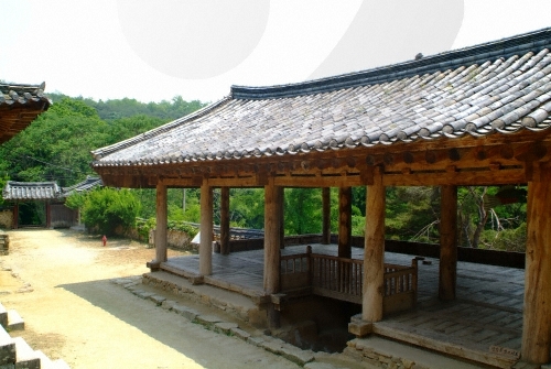 Bongjeongsa Temple (봉정사)