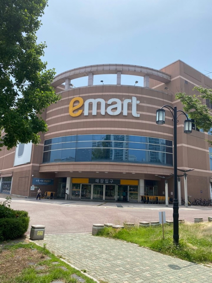 [事後免稅店] E-Mart (延壽店)(이마트 연수)